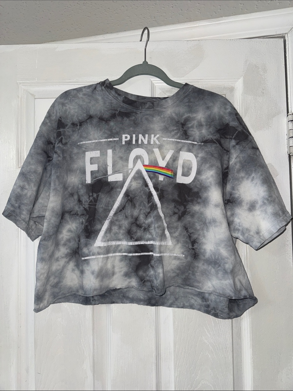 PacSun Gray Tie-Dye Pink Floyd Graphic Tee